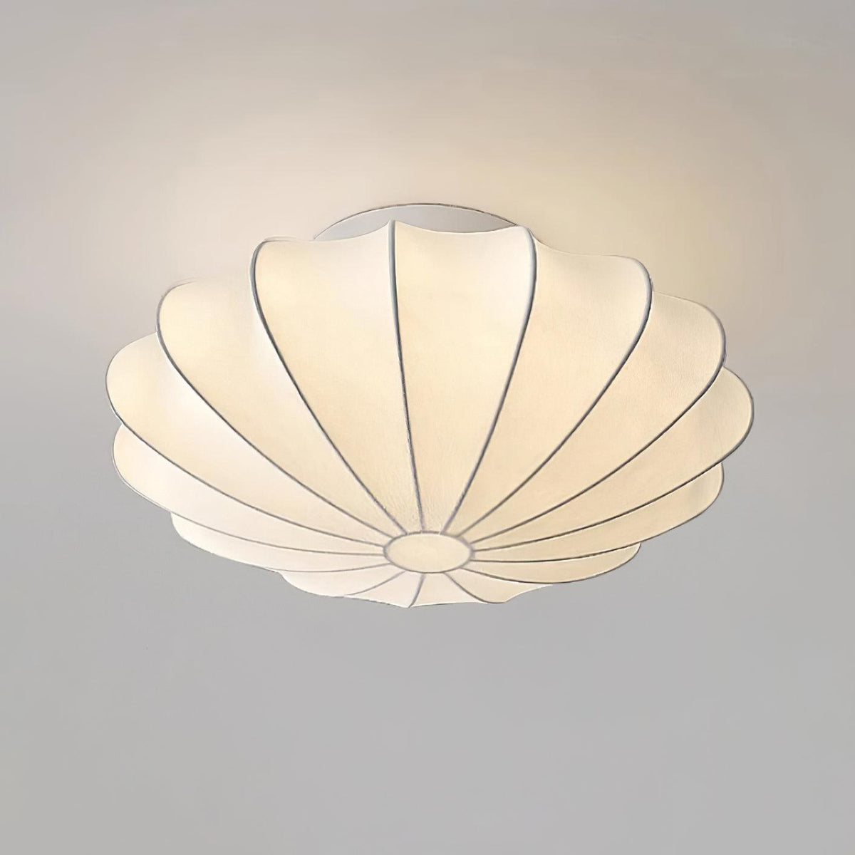 Cielum lampa sufitowa z obudową z tkaniny w formie rzeźby