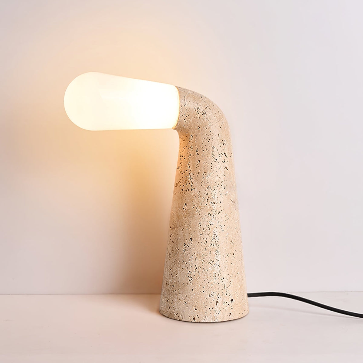 Lampa stołowa Noreette Travertine