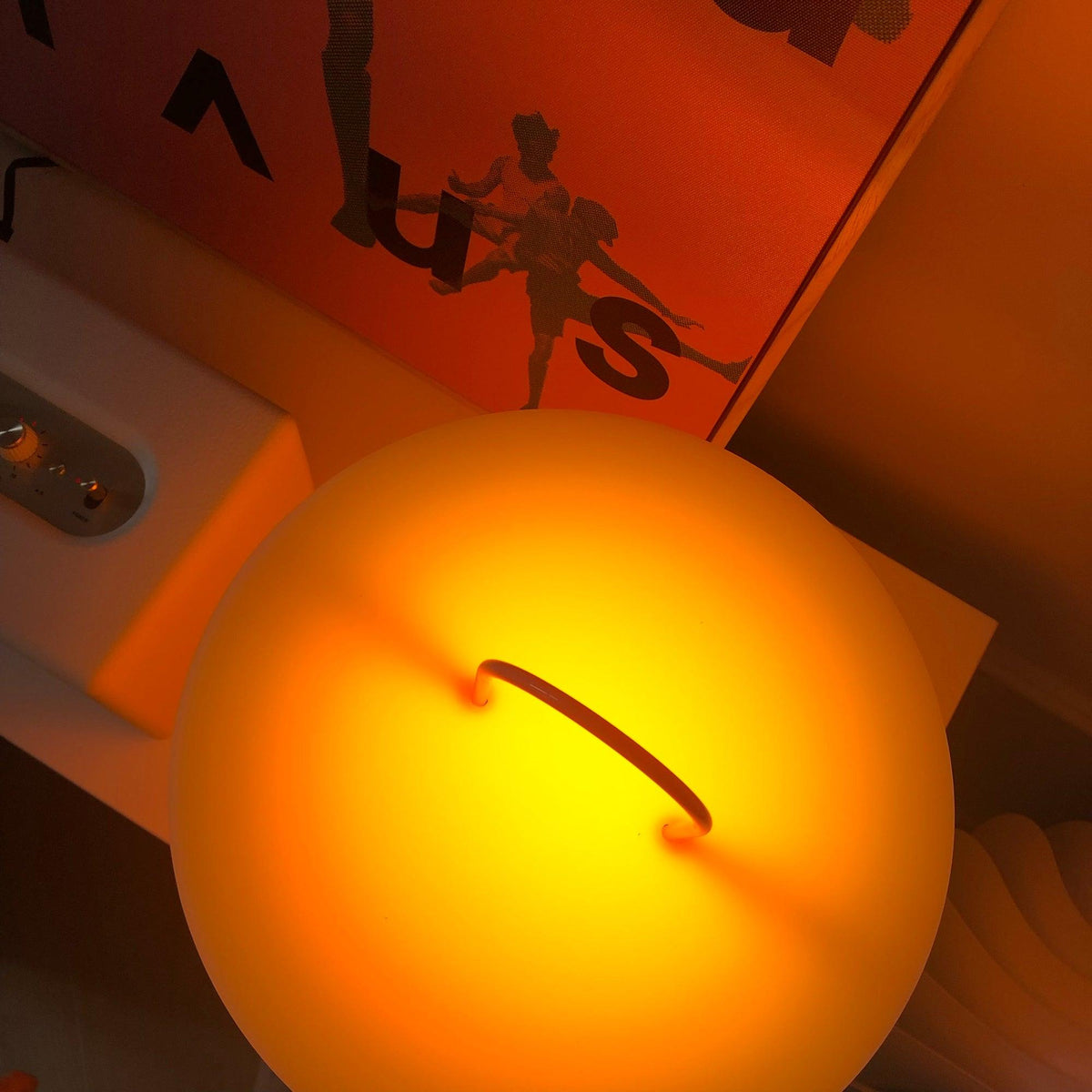 Hattie nowoczesna lampa stołowa