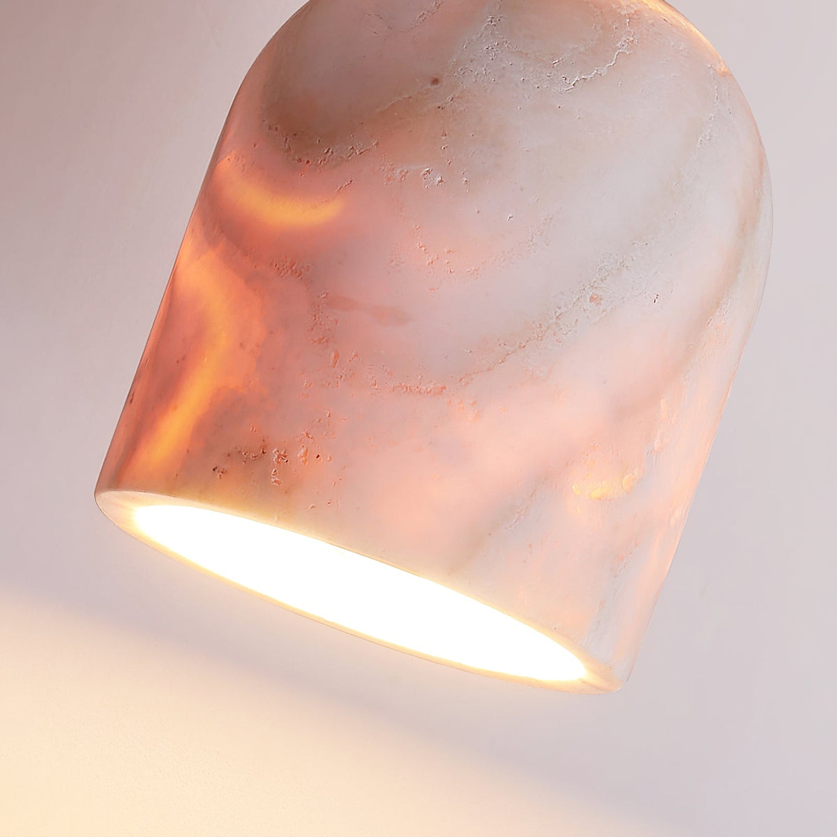 Linora sufitowa lampa z trawertynu