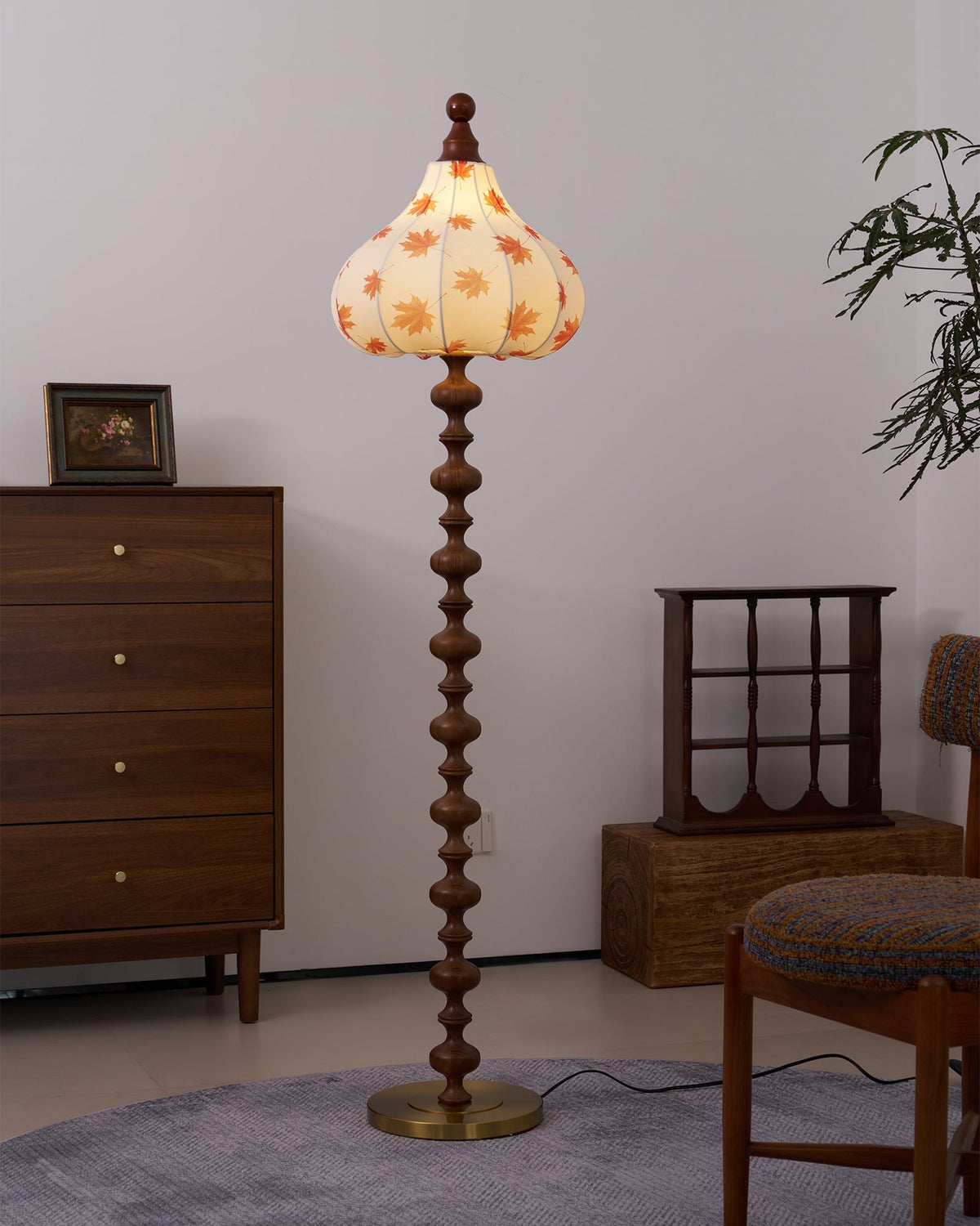 Qrathen drewniana lampa stojąca z płótna w stylu retro
