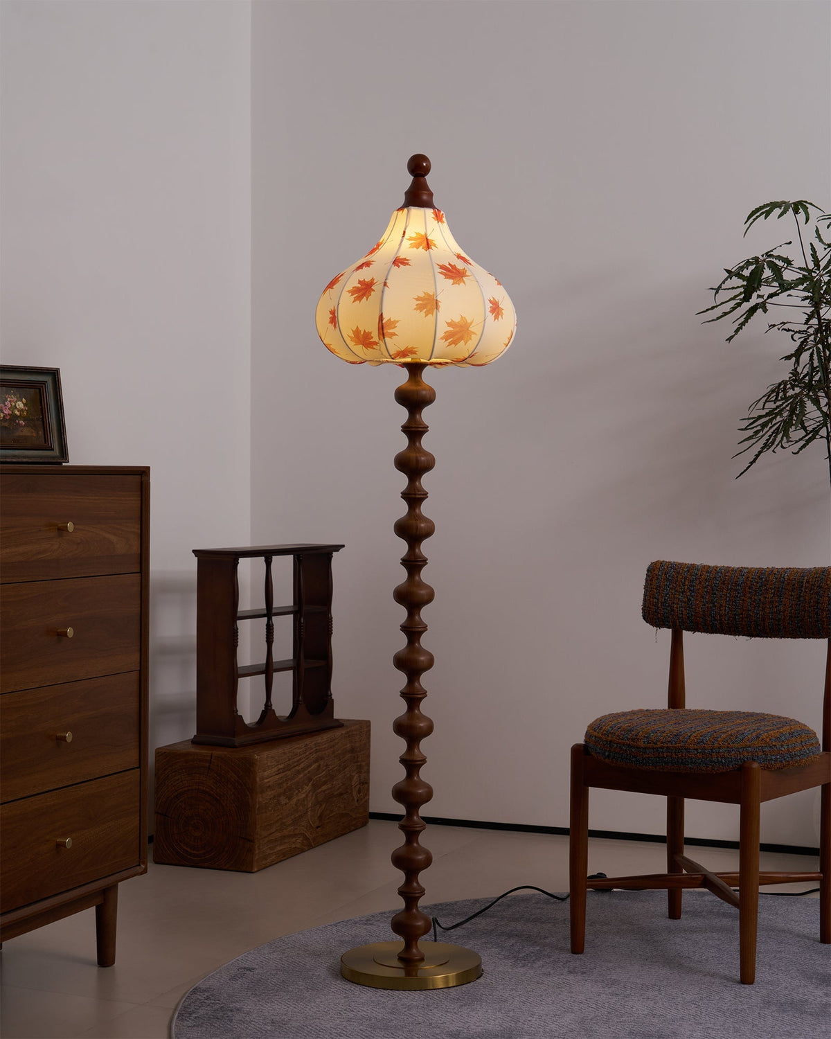 Qrathen drewniana lampa stojąca z płótna w stylu retro
