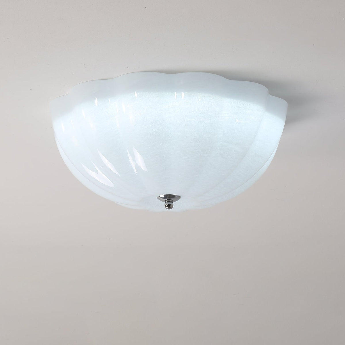 Uphaara nowoczesna minimalistyczna lampa sufitowa ze szkła w kształcie muszli