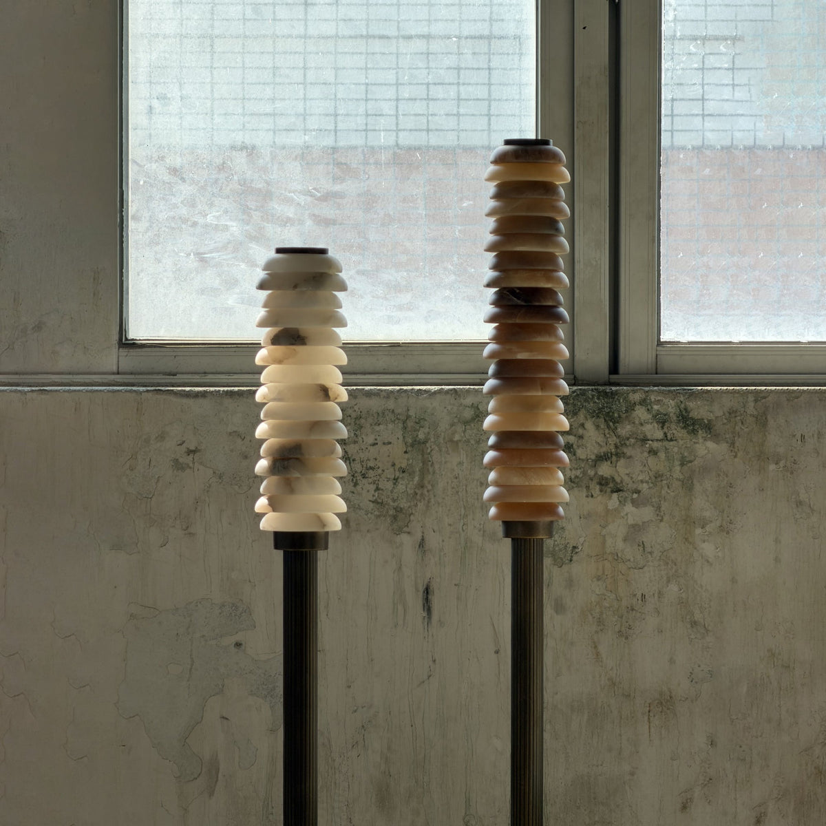 Eiroiella Alabaster zewnętrzna lampa stojąca
