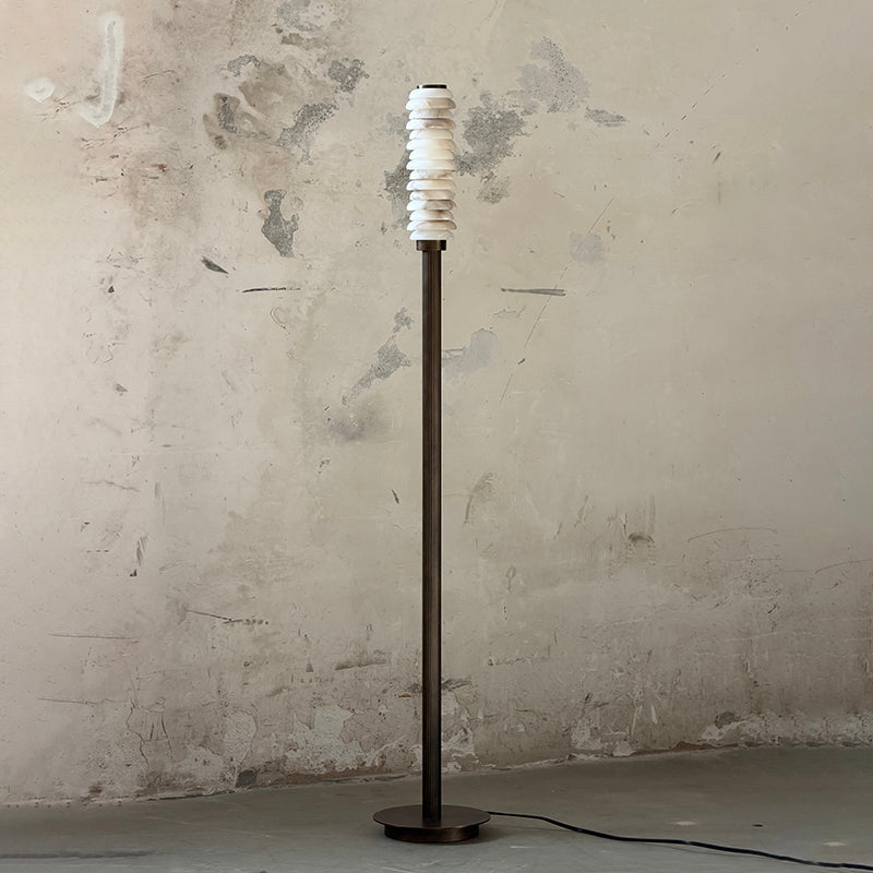 Eiroiella Alabaster zewnętrzna lampa stojąca