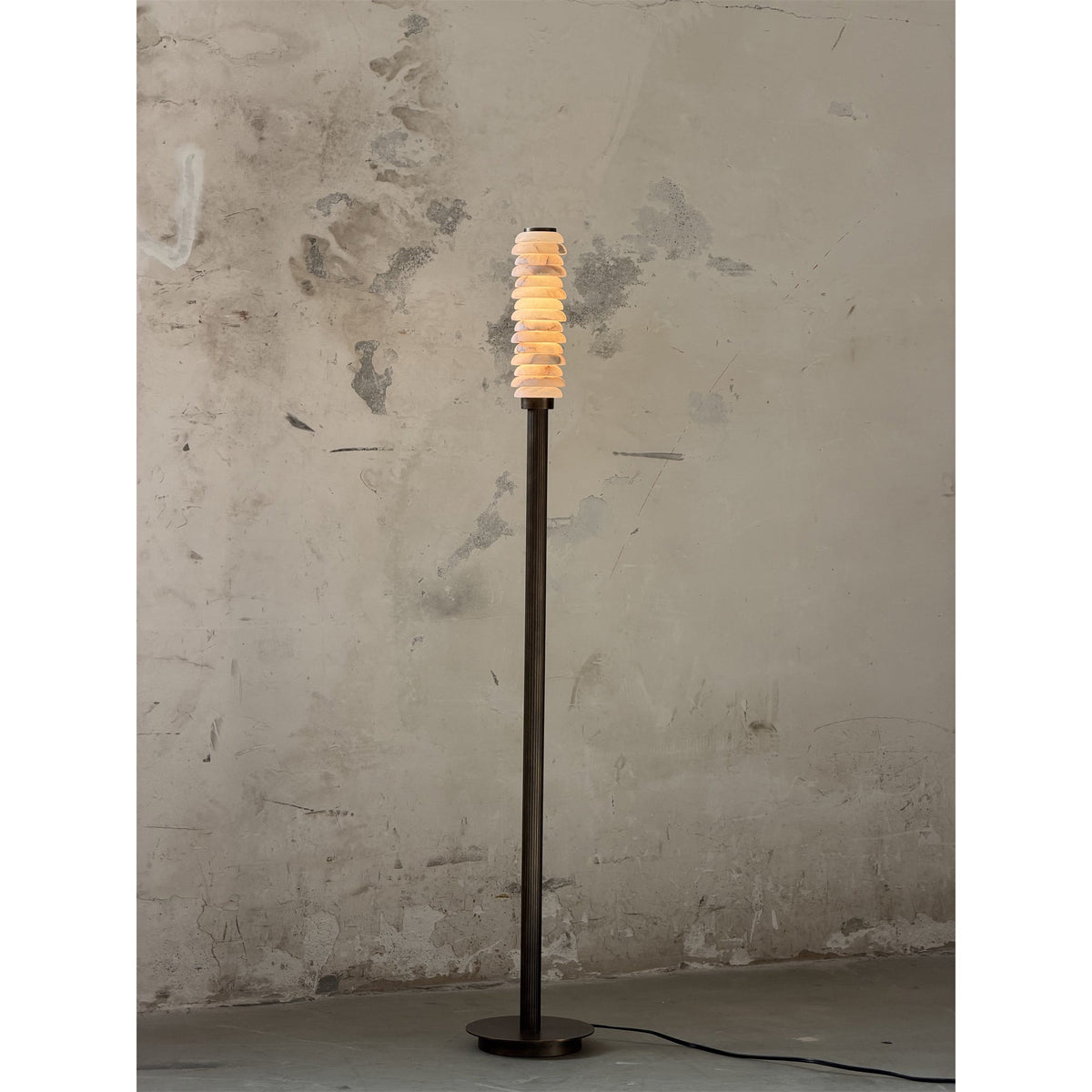 Eiroiella Alabaster zewnętrzna lampa stojąca