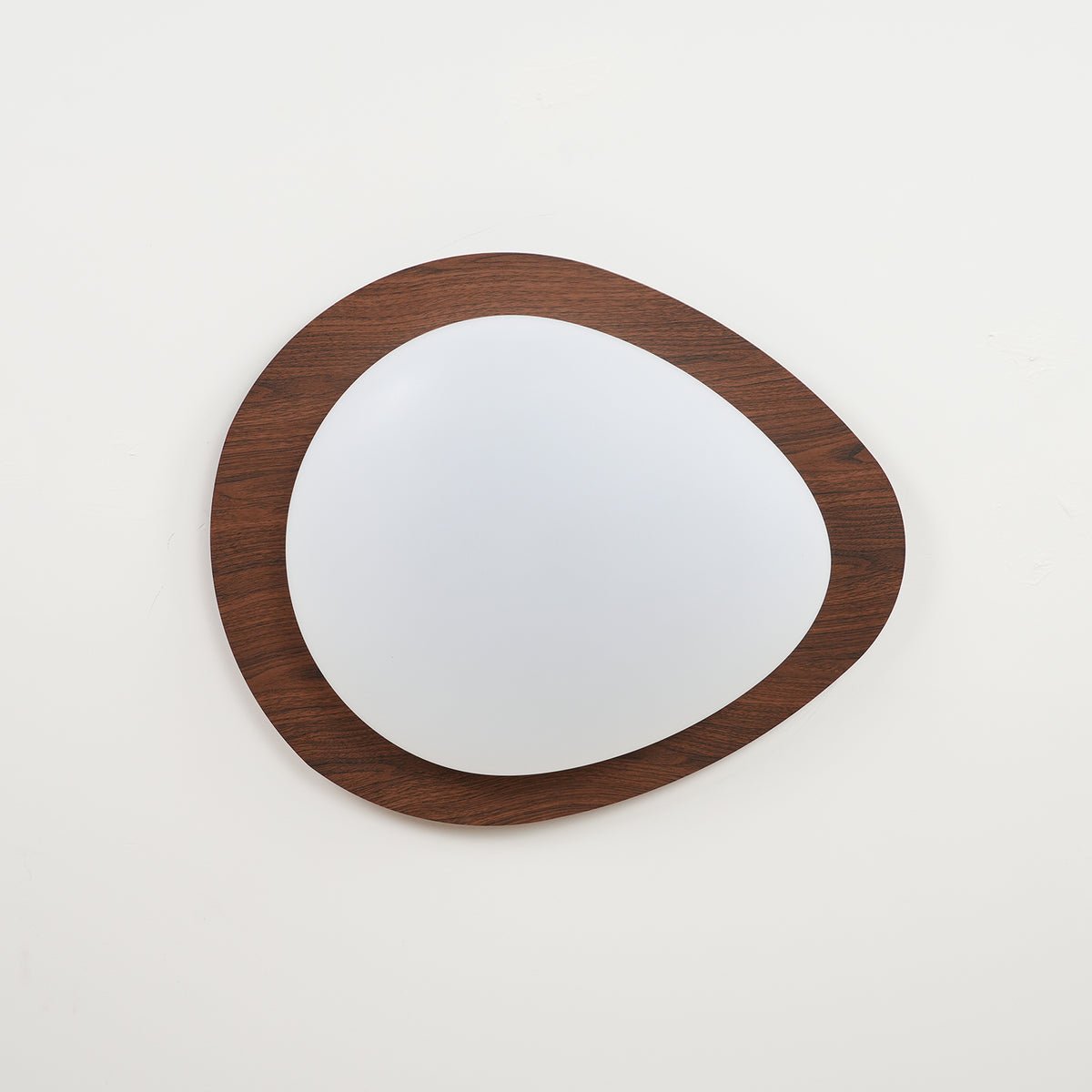 Sylenia lampa sufitowa Pebble orzechowe drewno akryl LED