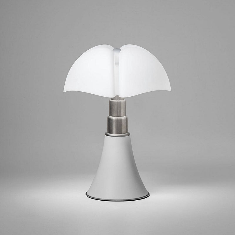 Terieine lampa stołowa