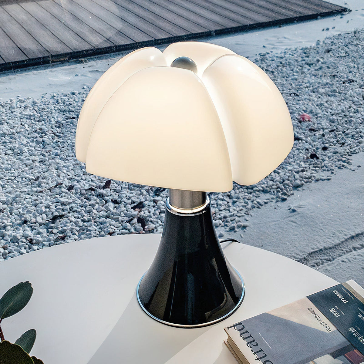 Flaria lampa stołowa