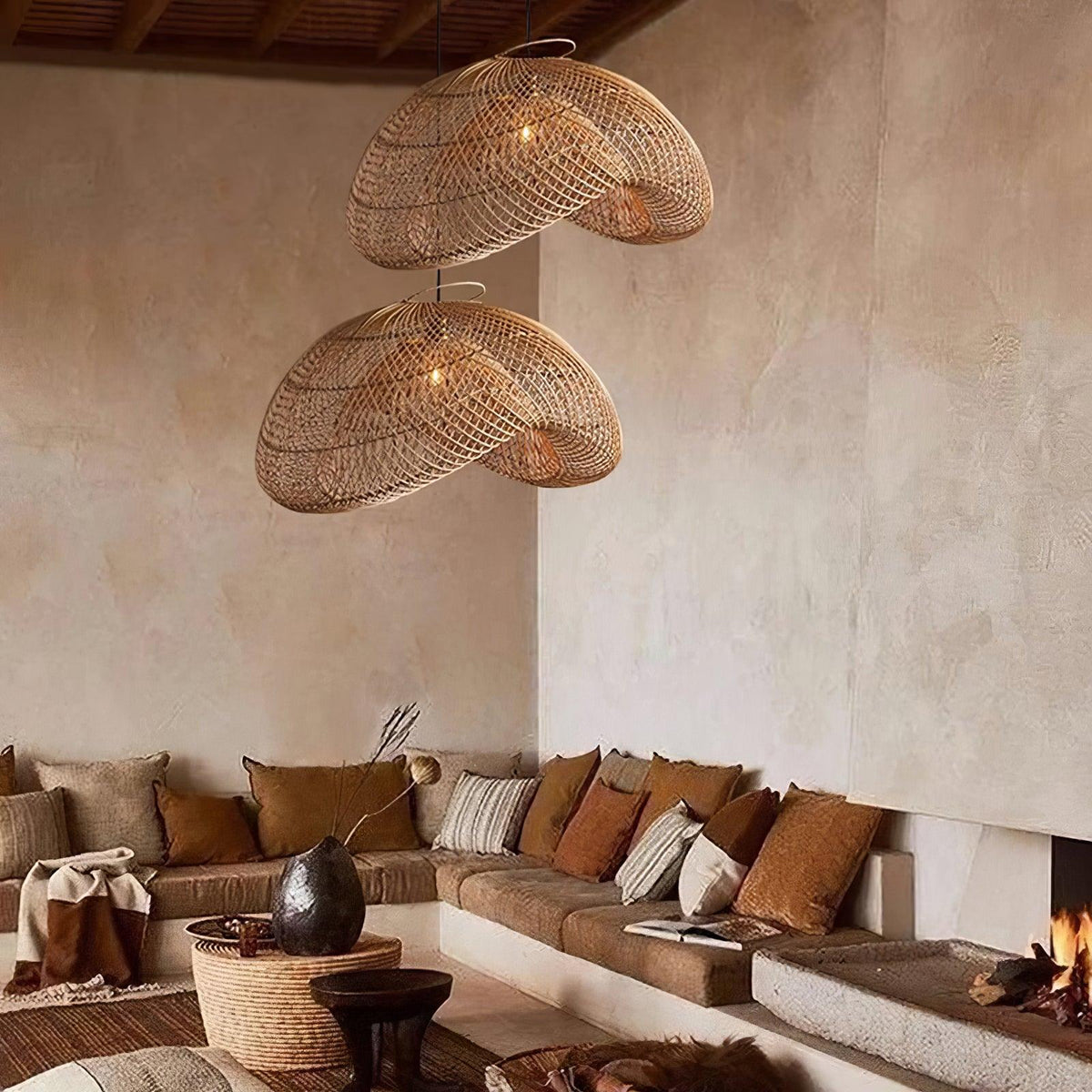 Juno rustykalna lampa wisząca z rattanu do salonu
