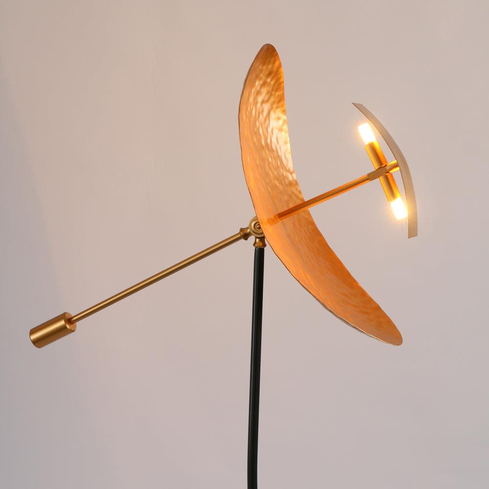 Aurelius lampa stojąca