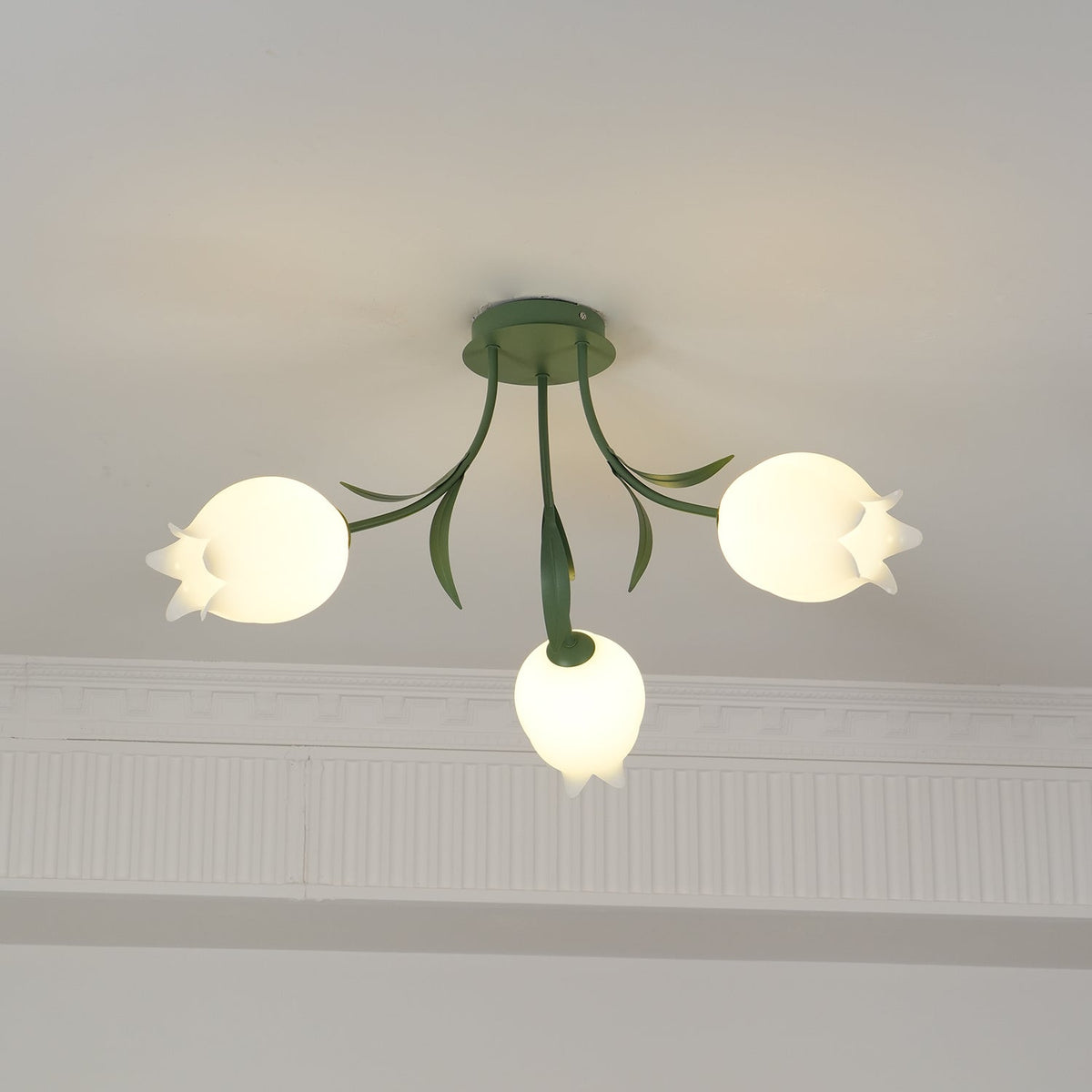 Lampa sufitowa Lily Flower Blossom z zieloną podstawą
