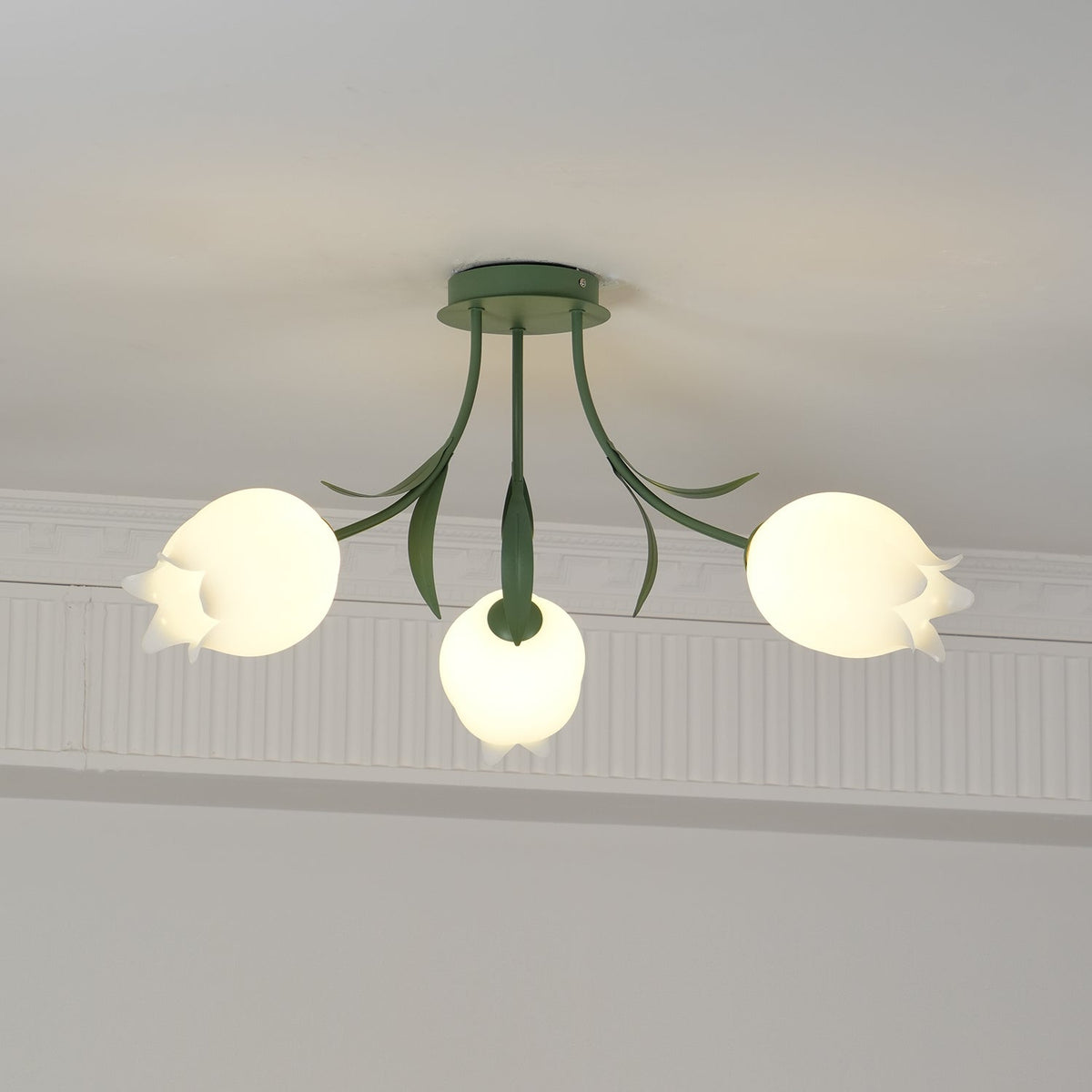 Lampa sufitowa Lily Flower Blossom z zieloną podstawą