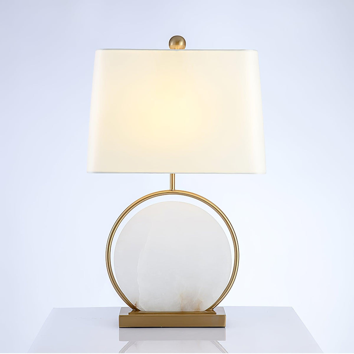 Lampa stołowa Cirilina ze złotym pierścieniem i osłoną z alabastu