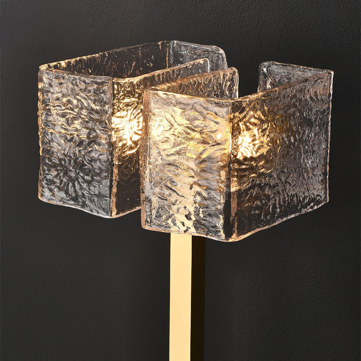 Blyn mosiężna artystyczna lampa stołowa ze szkła