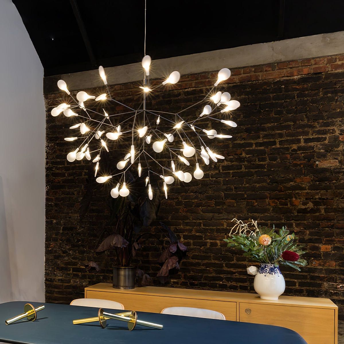 Auroreon żyrandol Rose Gold Firefly LED Branch