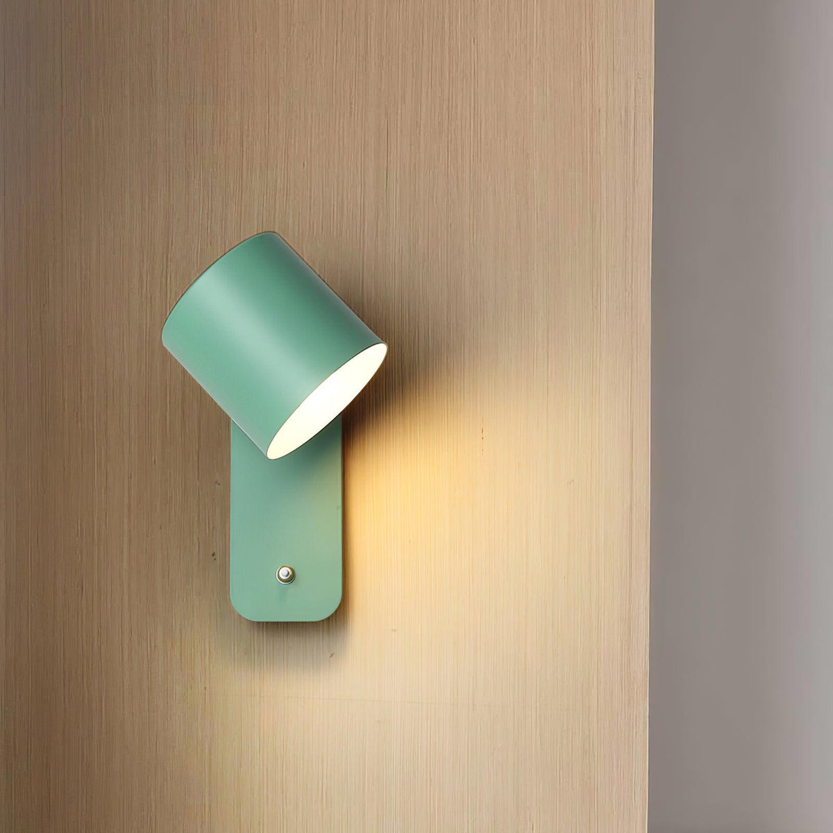 Quella regulowana lampa ścienna w kształcie cylindra
