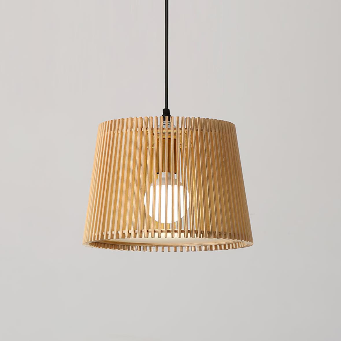 Clou wisząca lampa retro z drewna