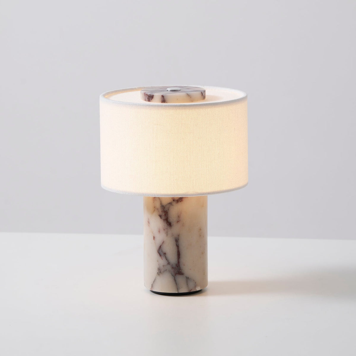 Lampa stołowa Selalia z ceramiki
