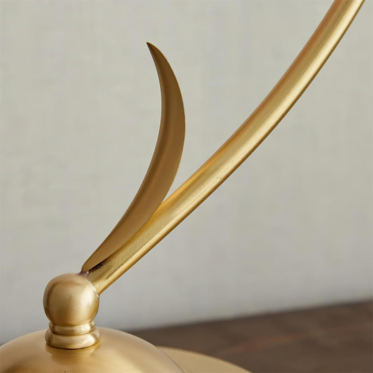 Lampa stołowa Clover Petal