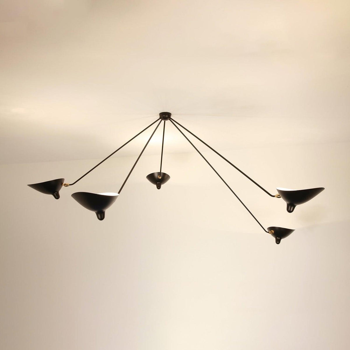 Elaoraine lampa sufitowa trzyramienna czarna rzeźbiarska