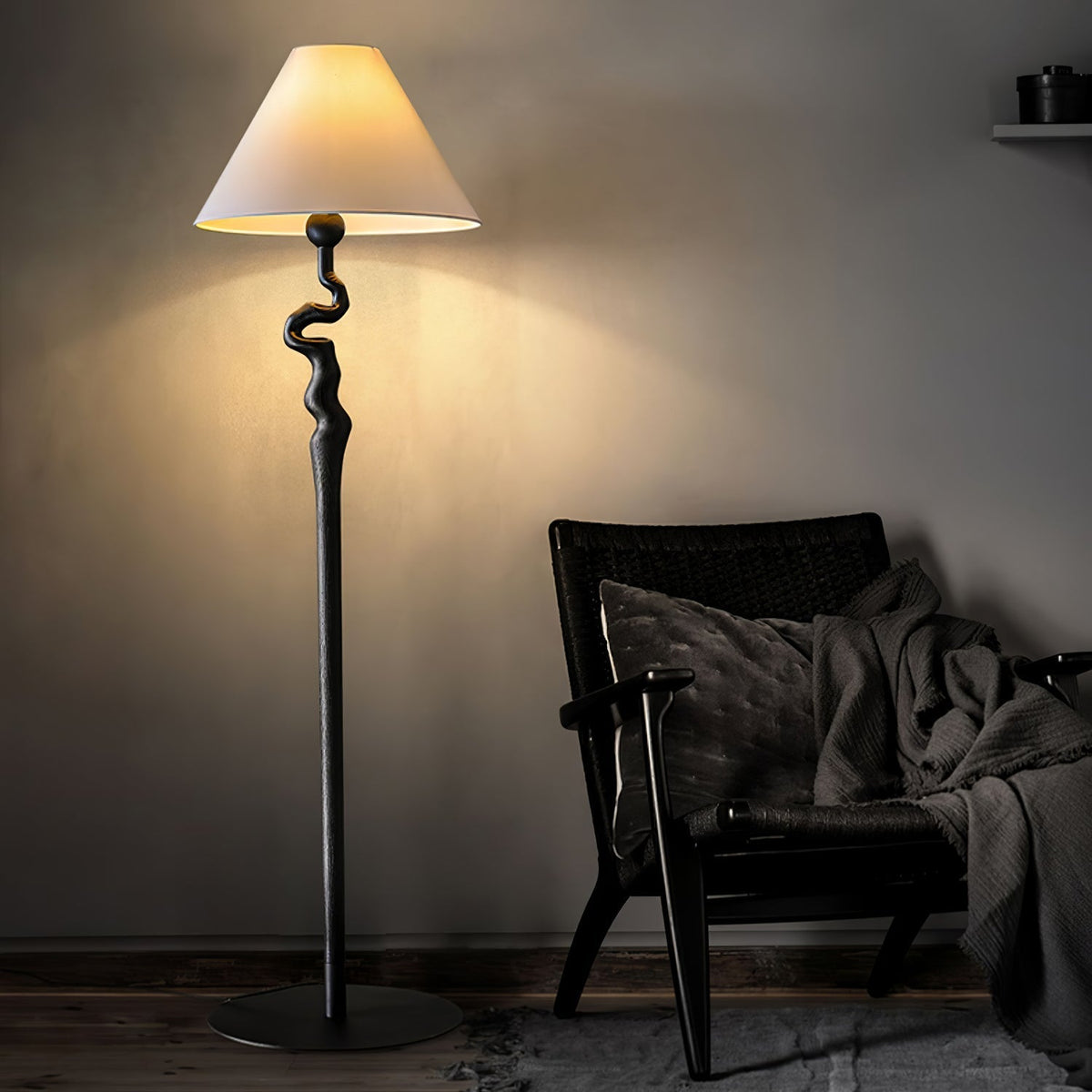 Avloril artystyczna lampa stojąca z drewna