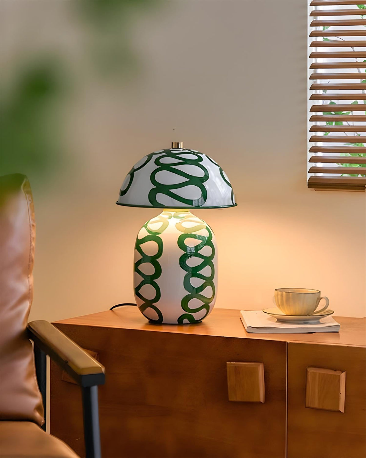 Elaivelia lampa stołowa