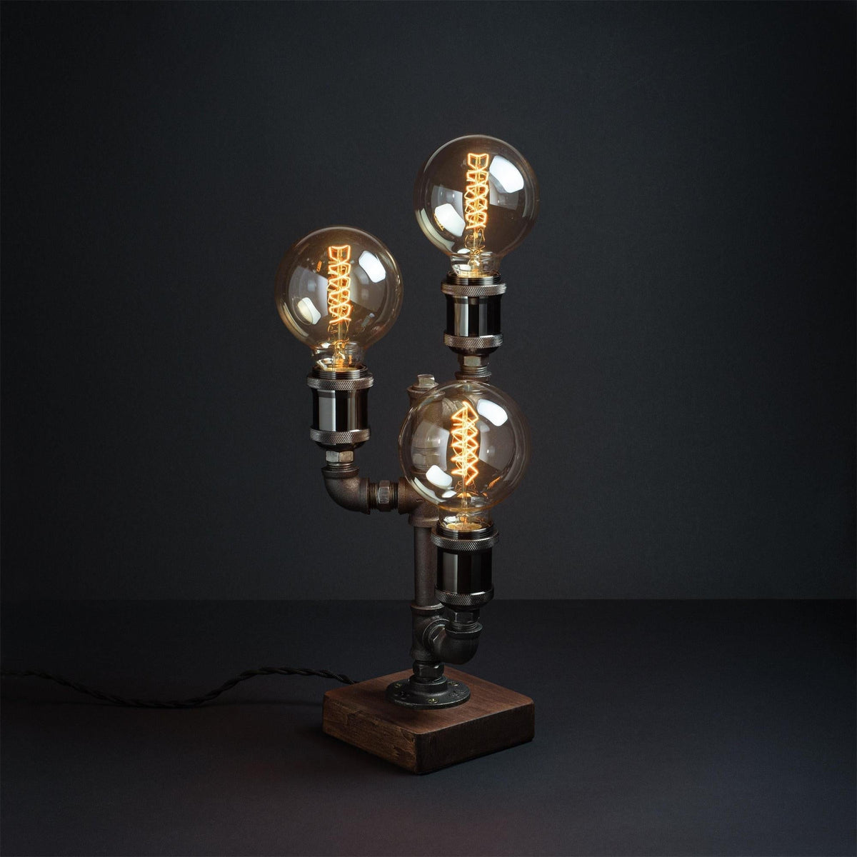 Rivineria lampa stołowa