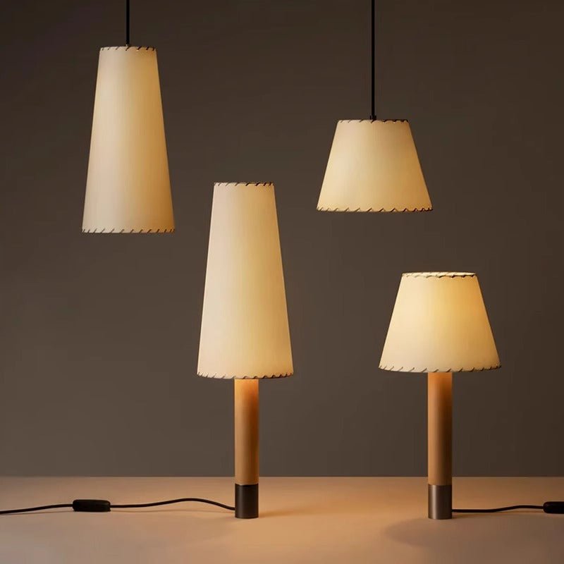 Bravique Stitched lampa stołowa