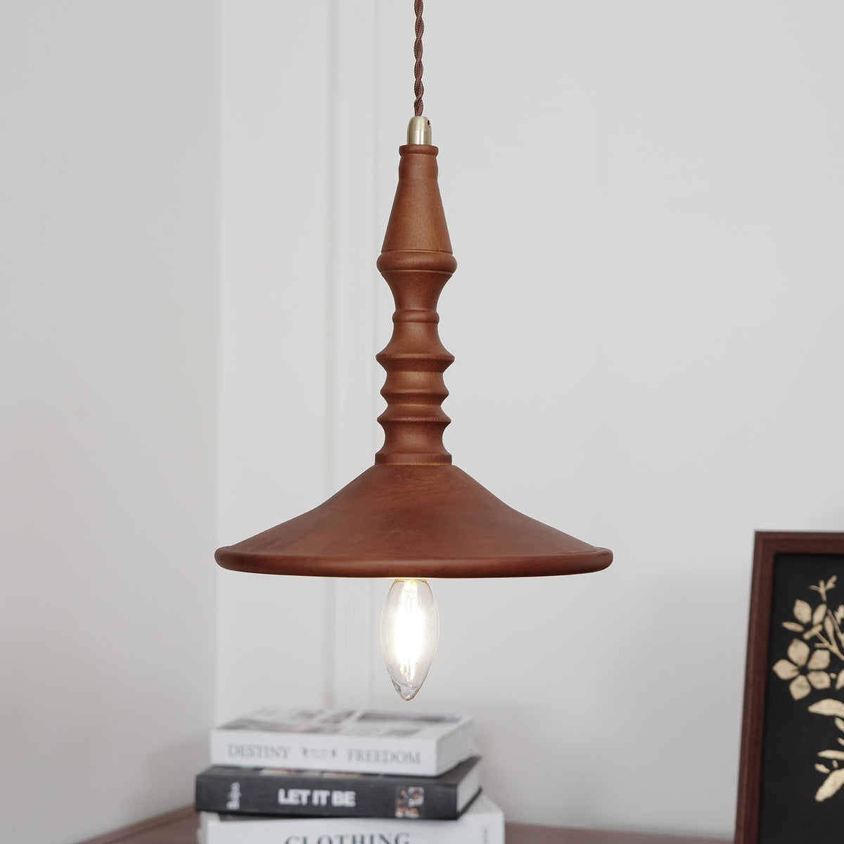 Oreliina lampa wisząca
