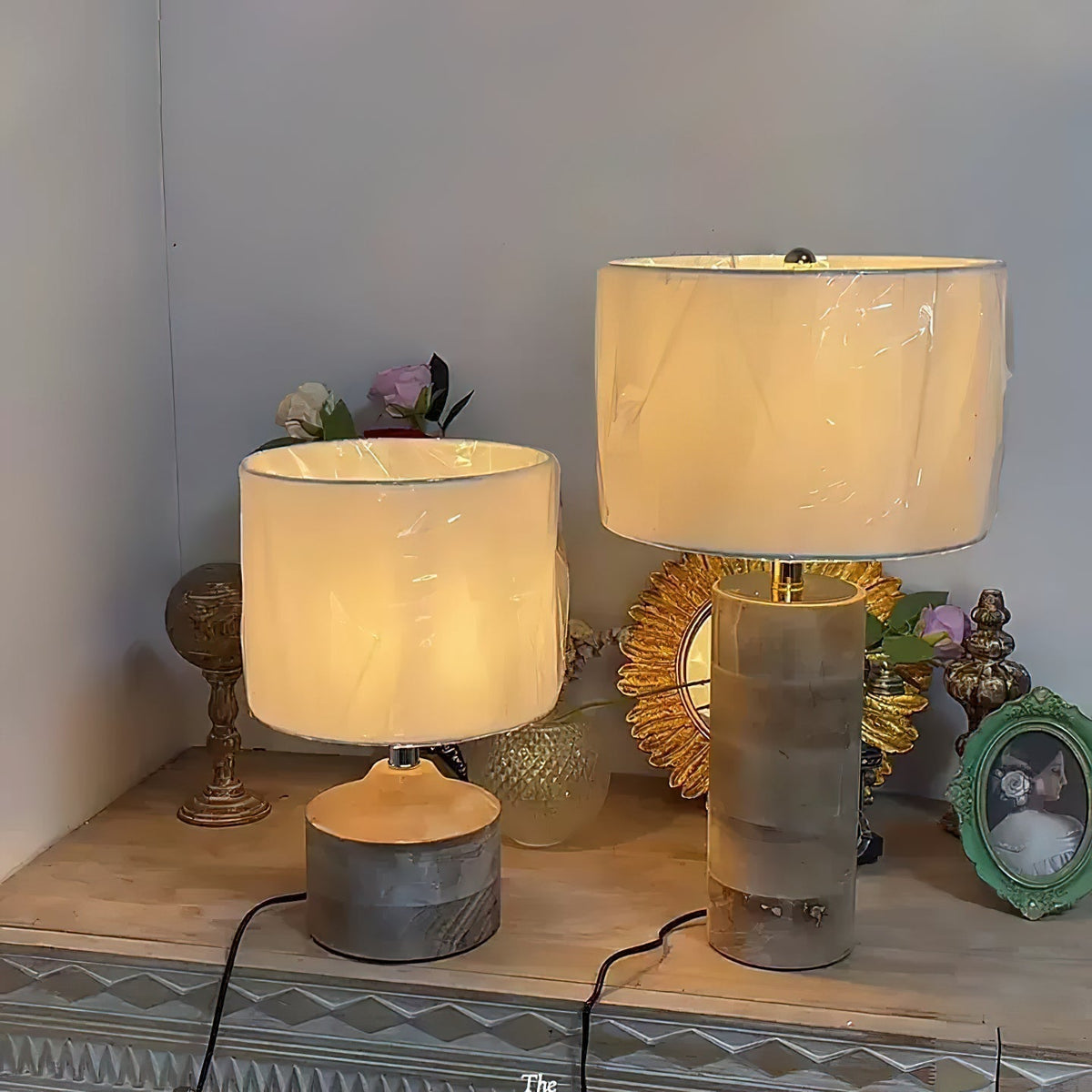 Orelaelia lampa stołowa