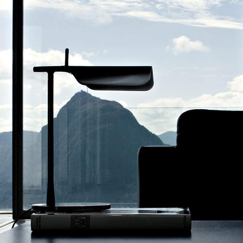 Cilorn minimalistyczna lampa stołowa z akrylu