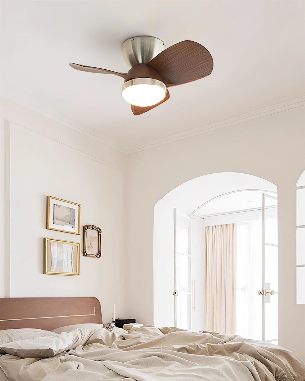 Lioraleria lampa sufitowa z wentylatorem