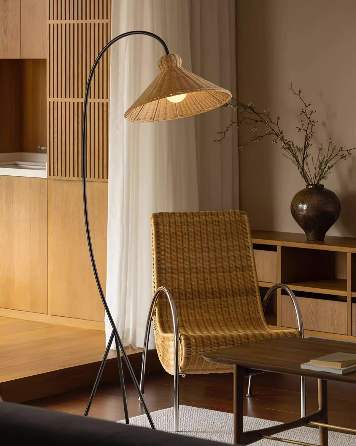 Sombrero Rattan Arc lampa stojąca