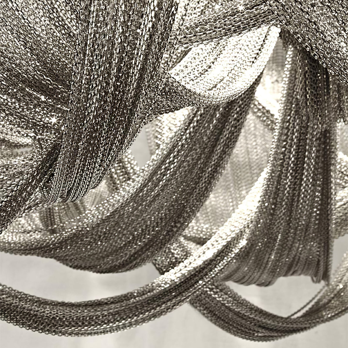 Talj lampa sufitowa z kordem aluminiowym ramą posrebrzaną