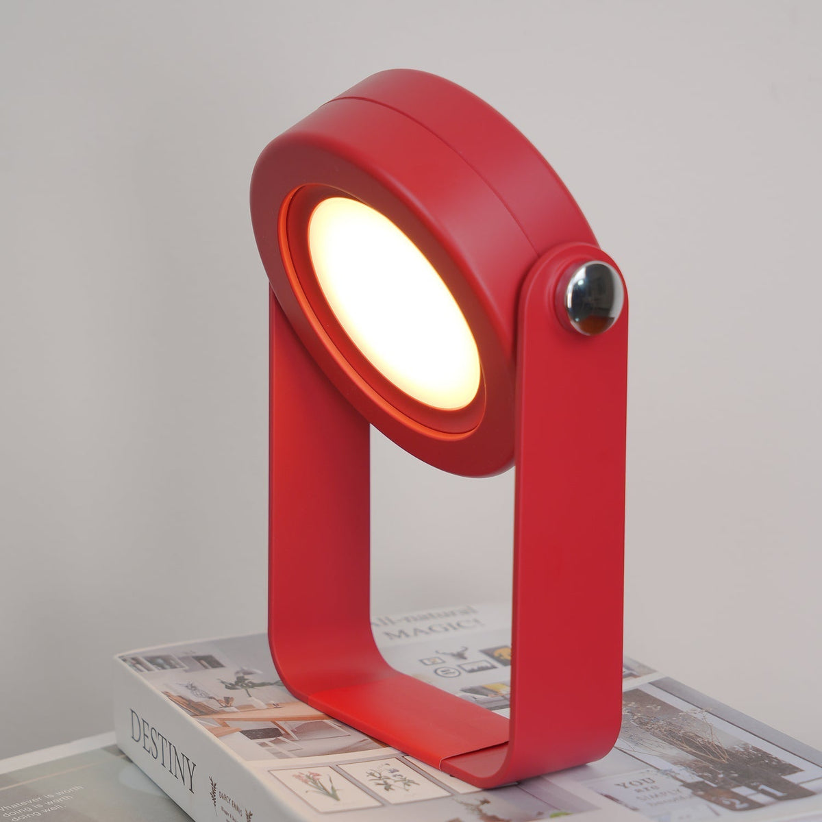 Terna lampa stołowa