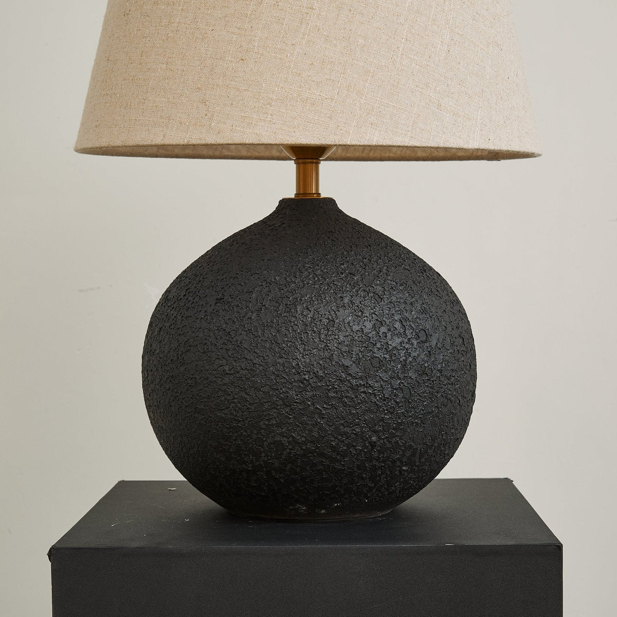 Serena nowoczesna lampa stołowa