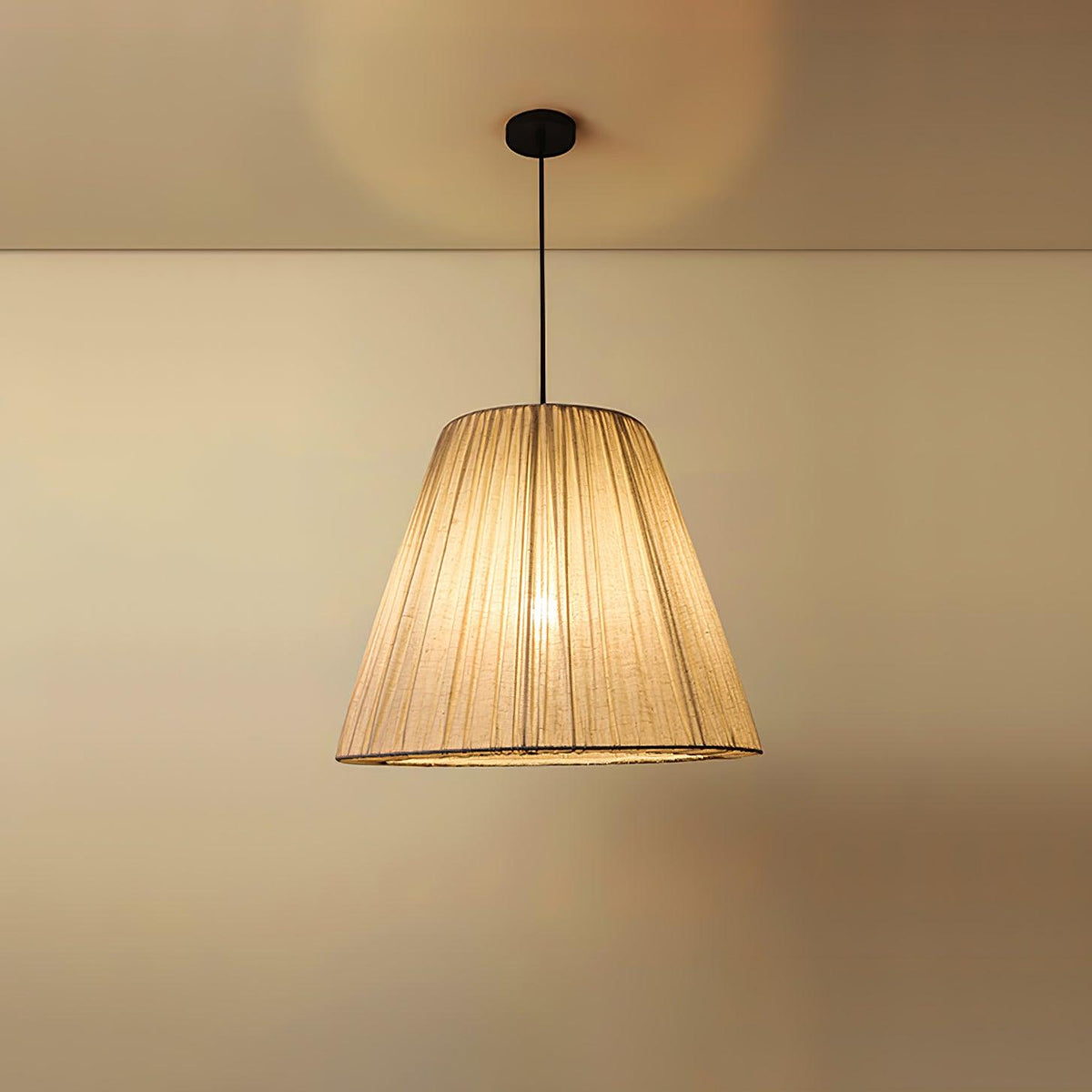 Docan wisząca lampa retro z płótna