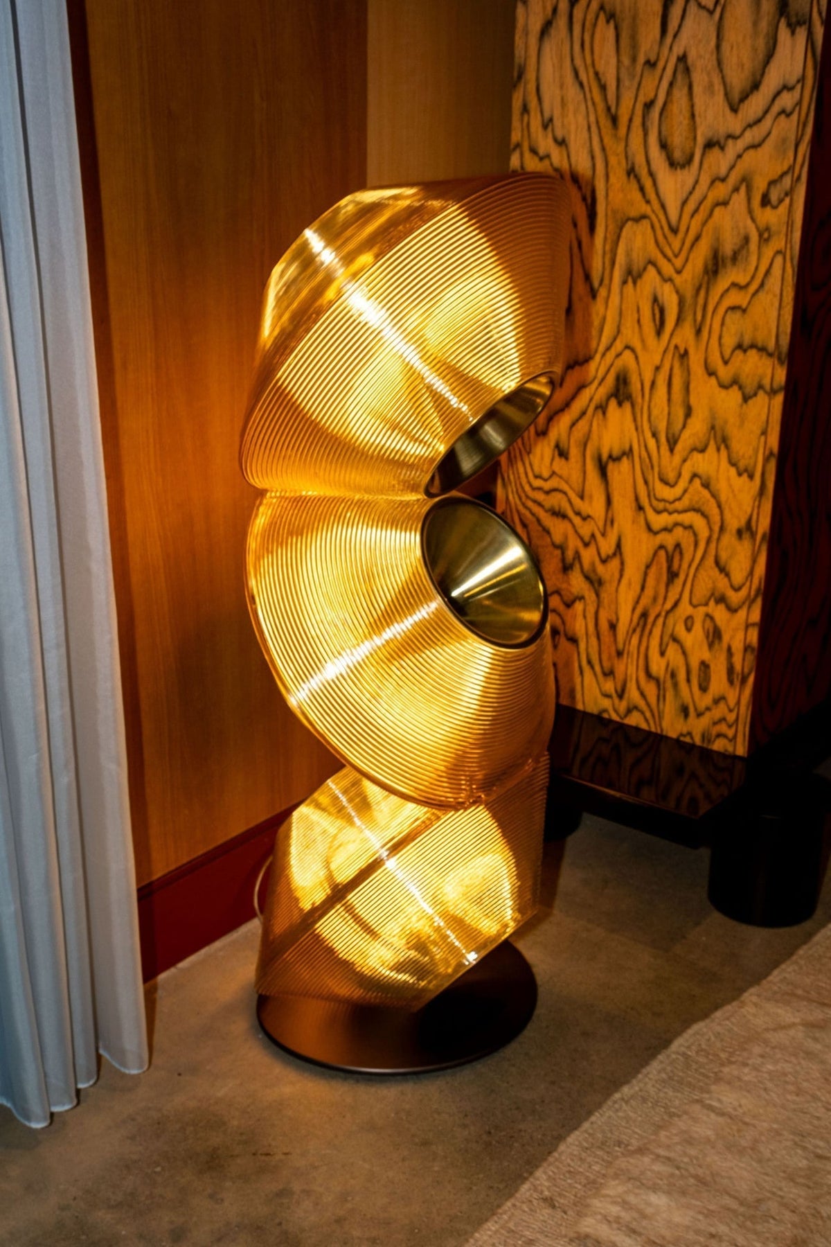 Caluena Lumen Tower Floor lampy wiszące