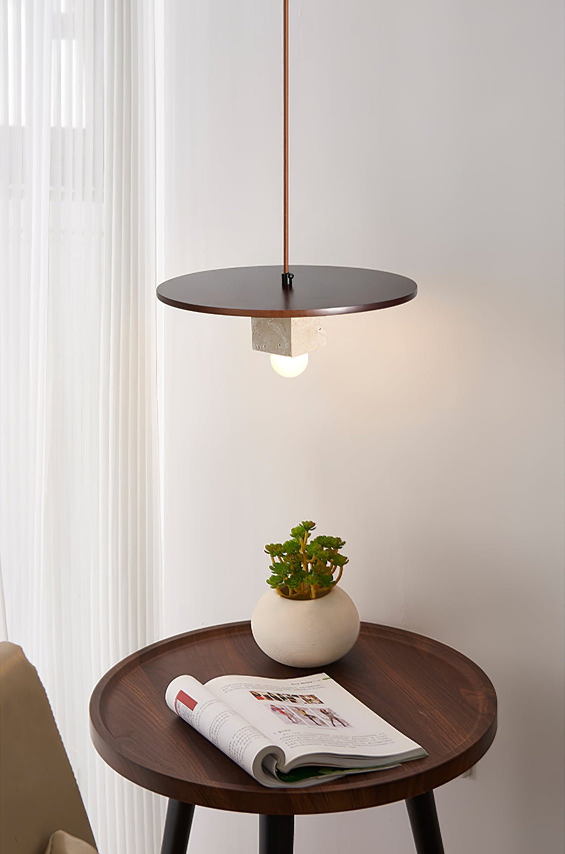 Sarix geometryczna lampa wisząca ze szkła i travertynu