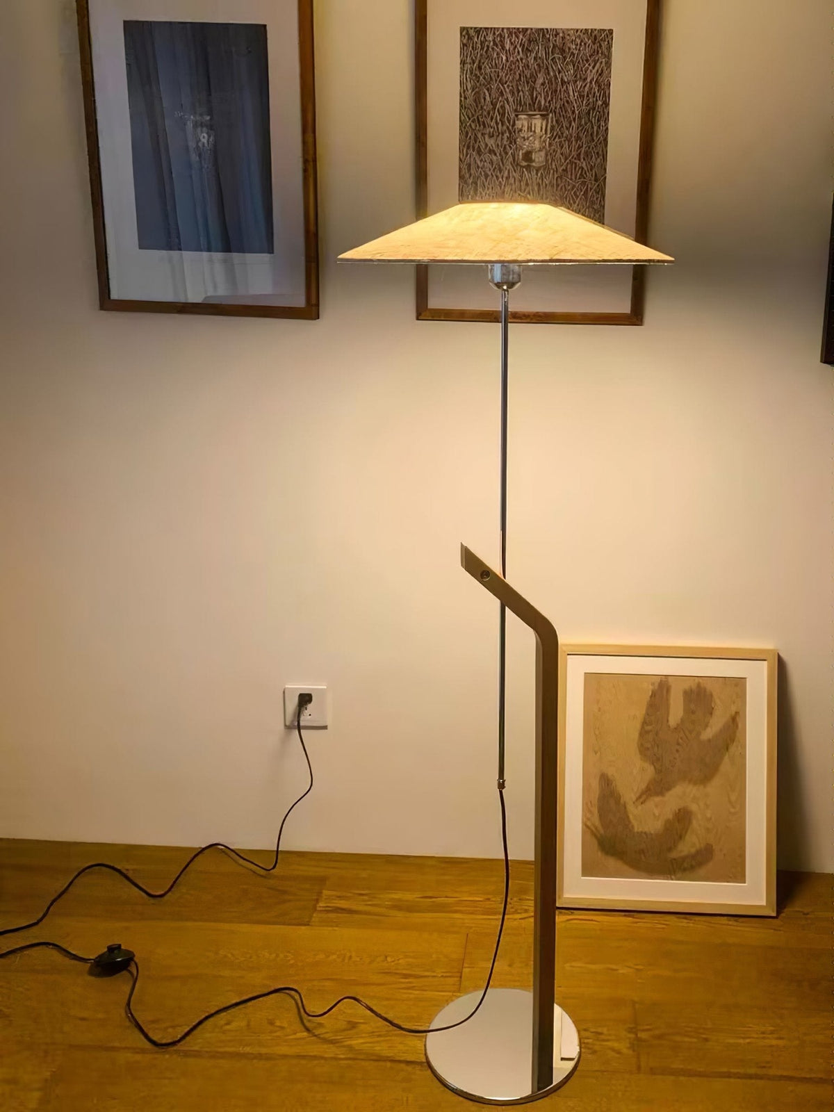 Lumorine nowoczesna lampa stojąca typu parasol