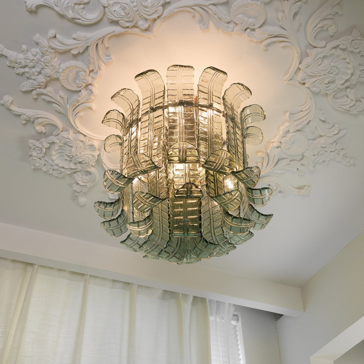 Eirisora lampa sufitowa ze szkła Murano, płatki vintage