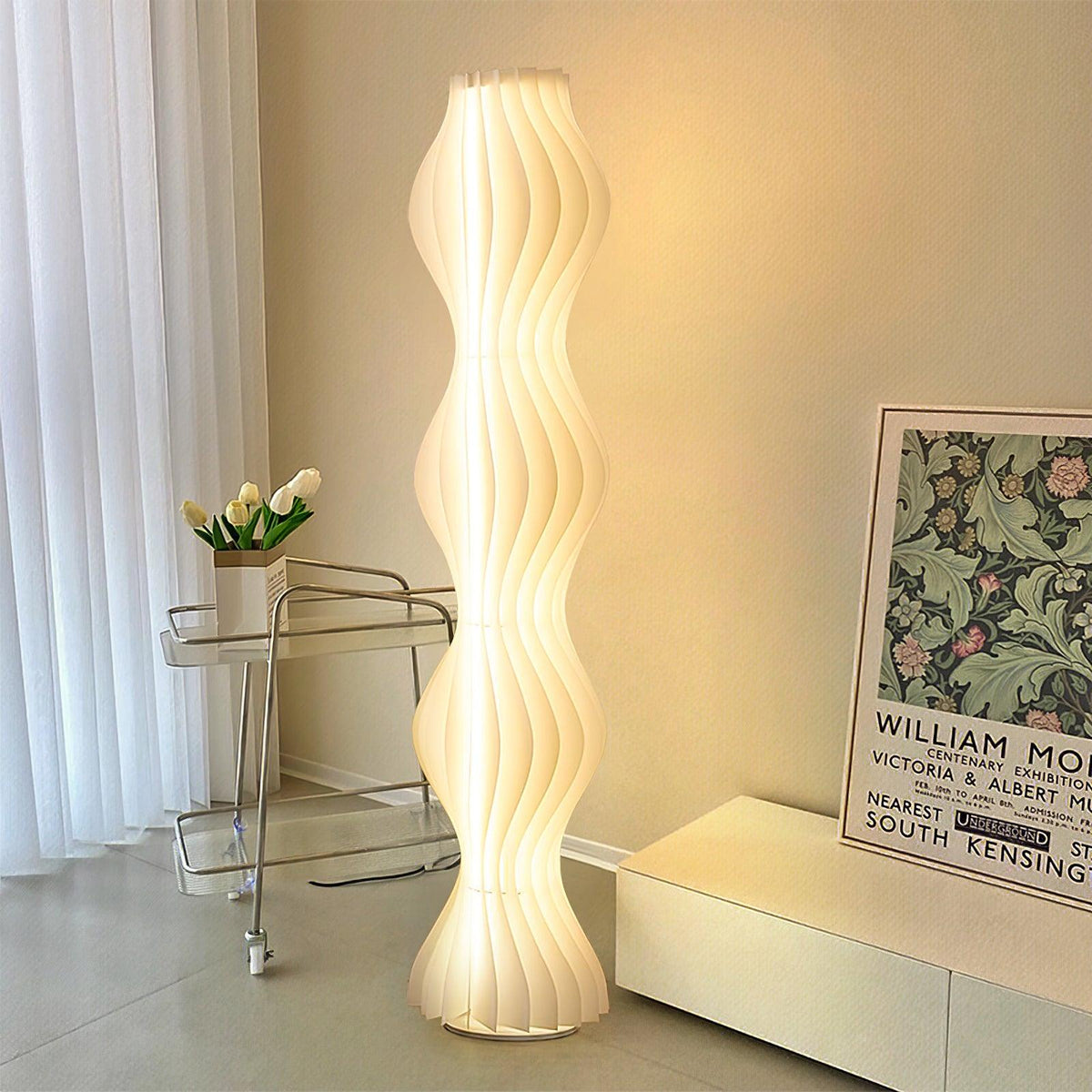 Dotha nowoczesna lampa stojąca