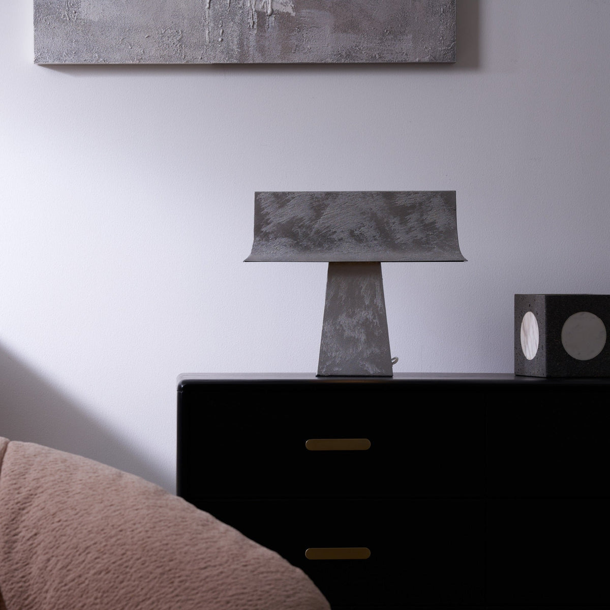 Lampa stołowa Slate minimalistyczna ze starożytnej stali nierdzewnej