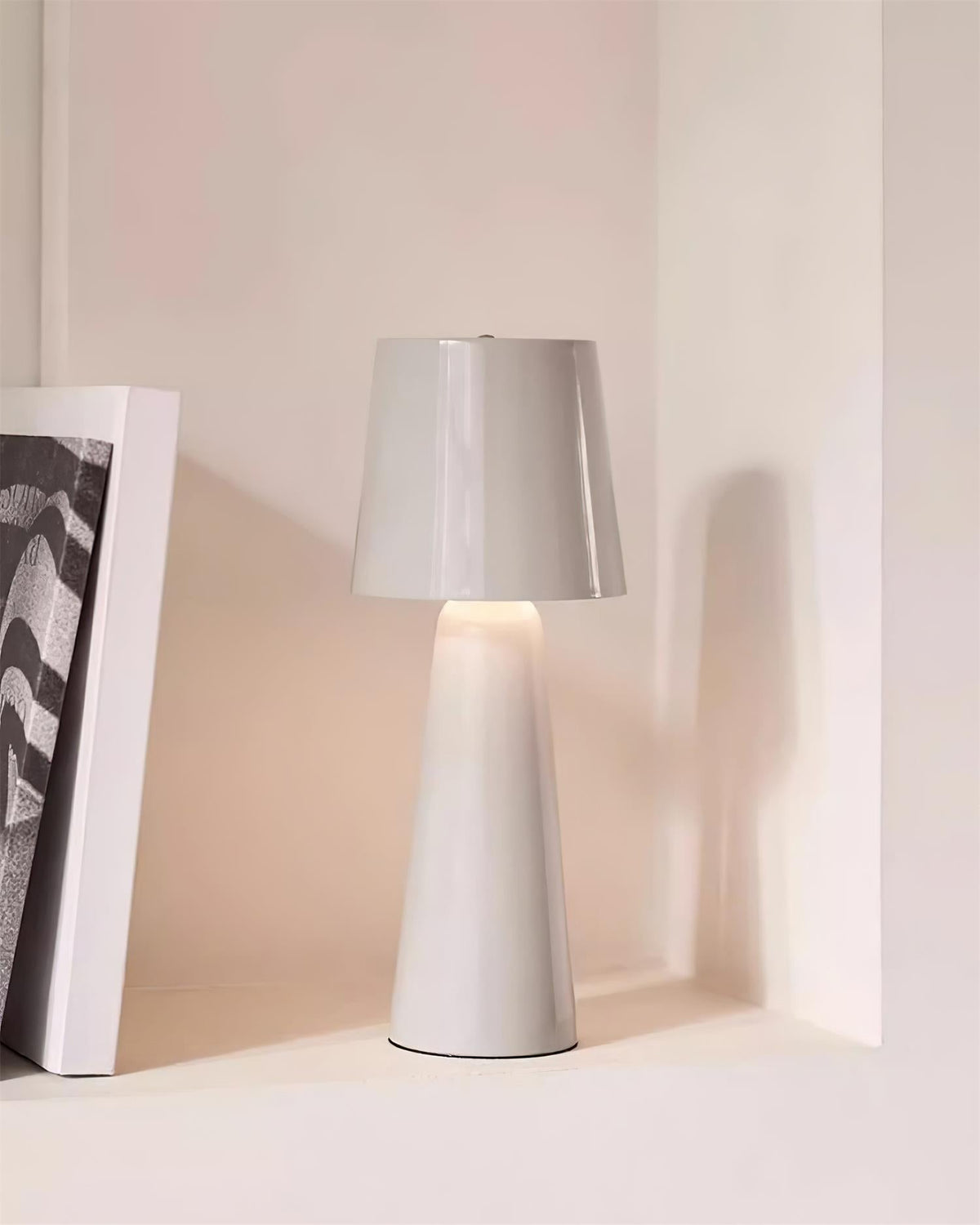 Cloey lampa stołowa