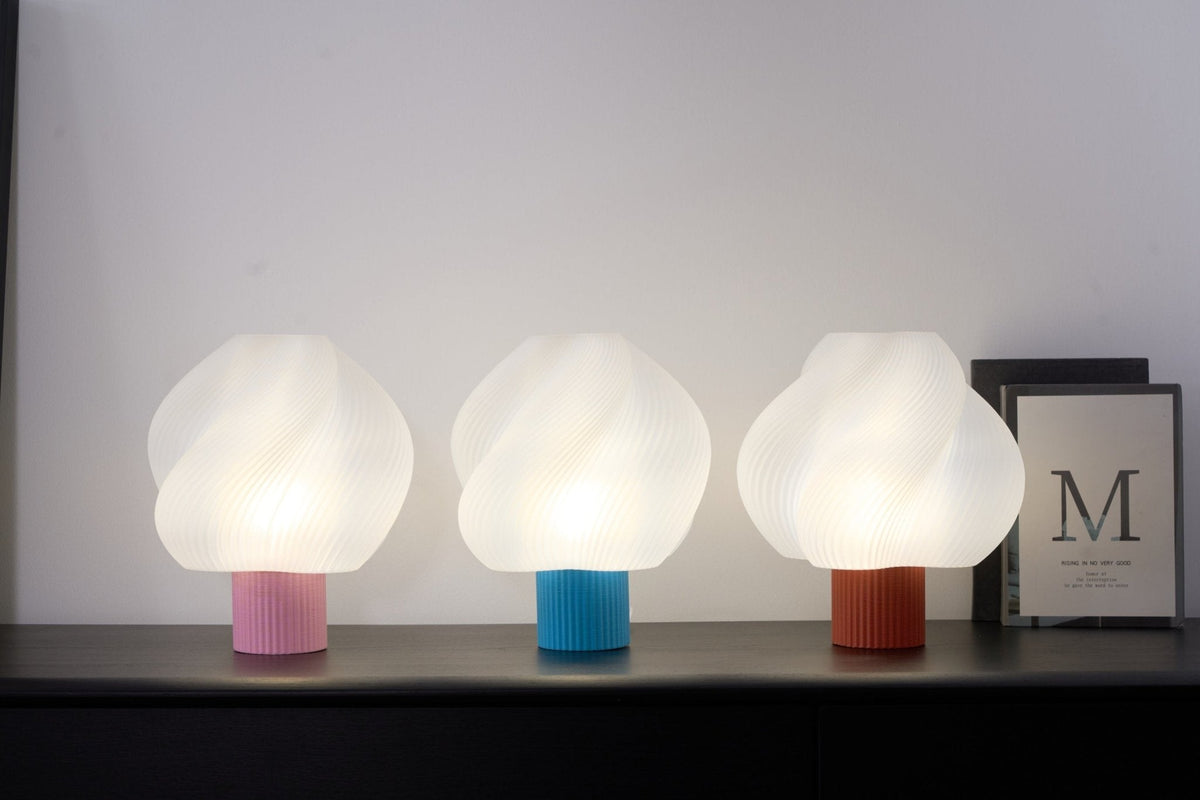 Buffy nowoczesna lampa stołowa z tworzywa sztucznego