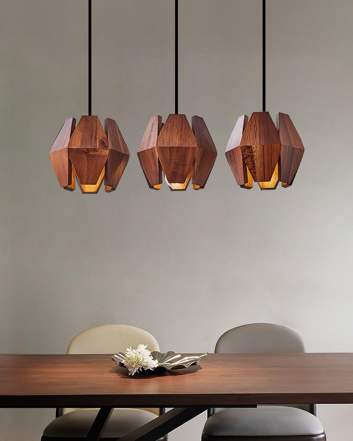 Miro lampa wisząca z geometrycznym kloszem drewnianym ciepłe światło nordycki minimalistyczny akcent