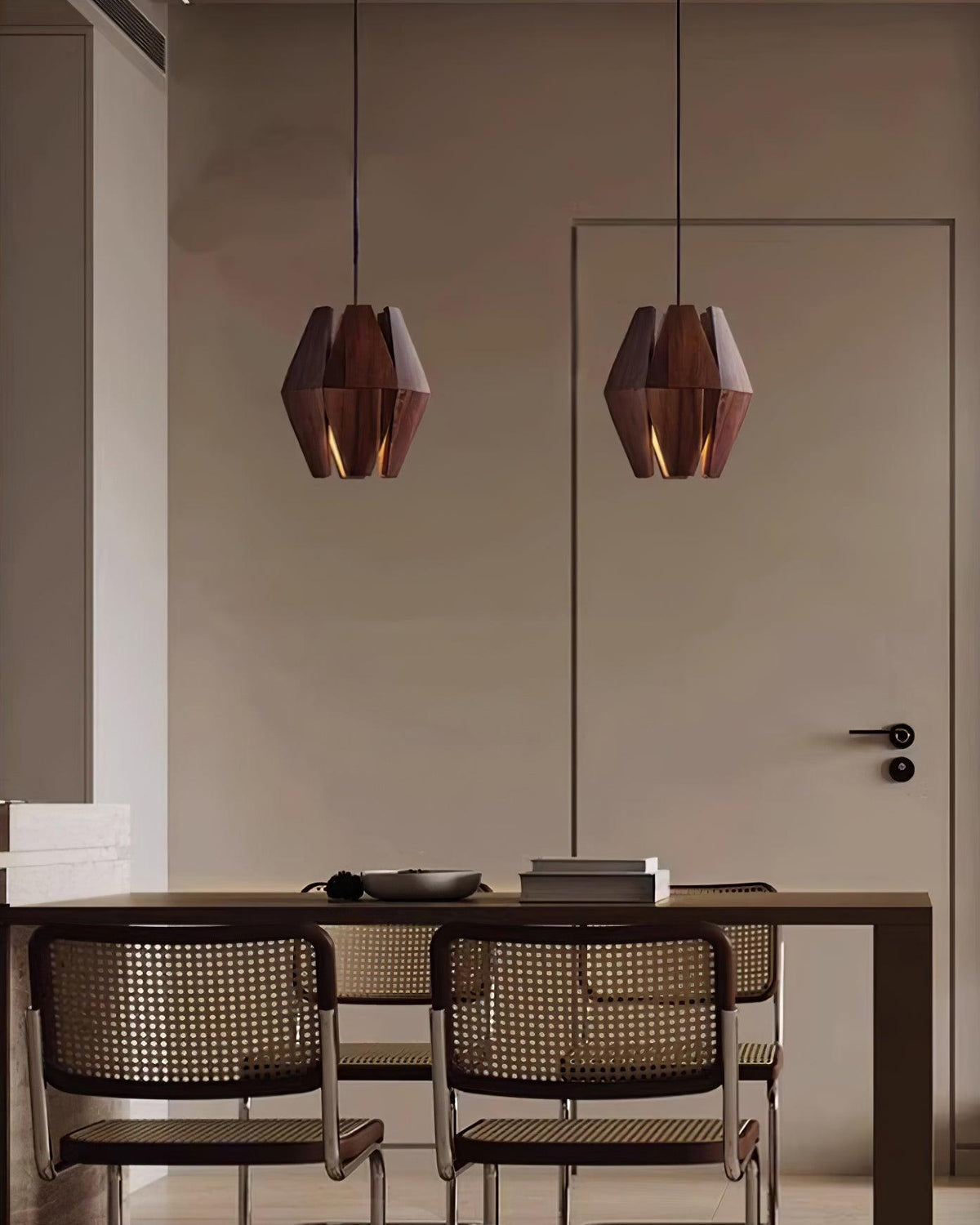 Miro lampa wisząca z geometrycznym kloszem drewnianym ciepłe światło nordycki minimalistyczny akcent