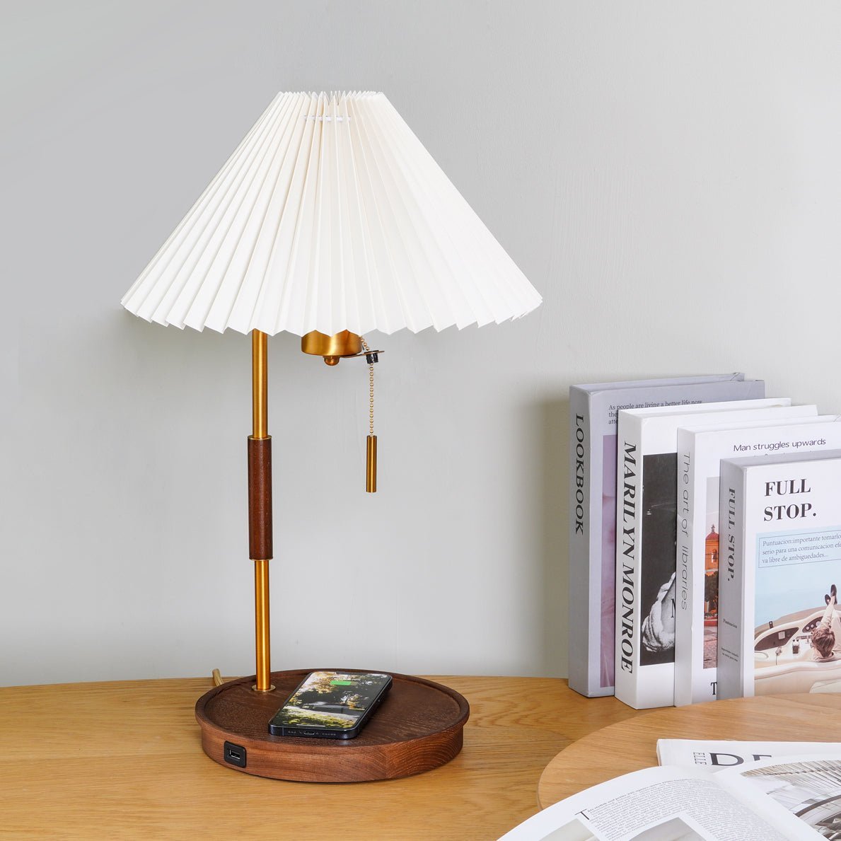 Vellain retro lampa stołowa