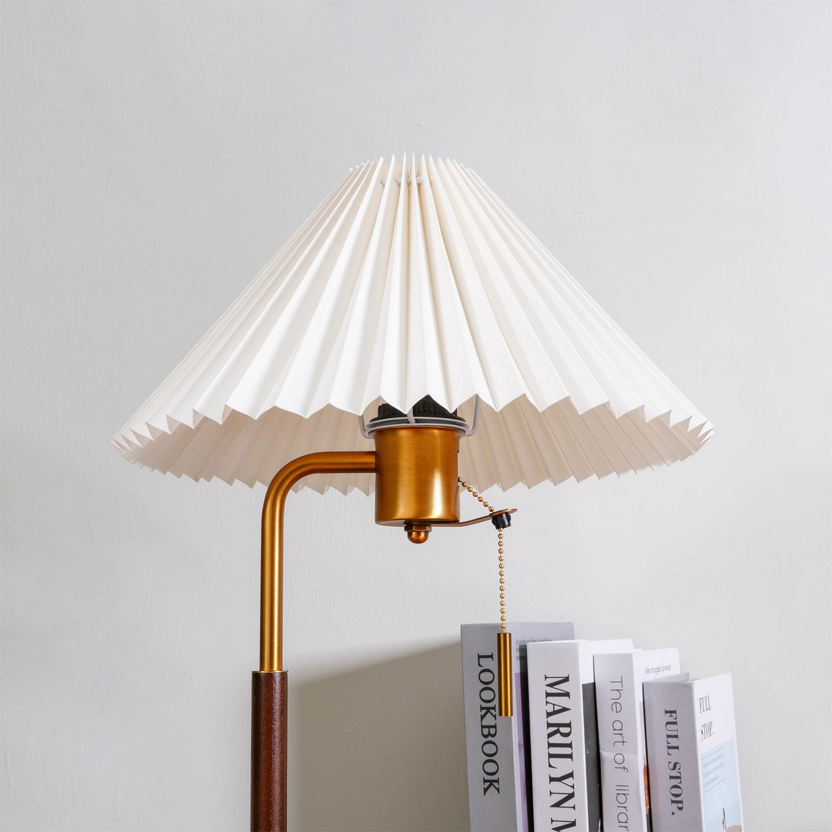 Vellain retro lampa stołowa